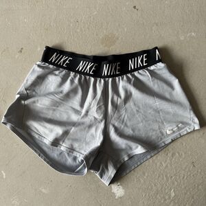 Nike Women’s Dri-FIT Athletic Shorts Gray Size Small S Running Gym Workout